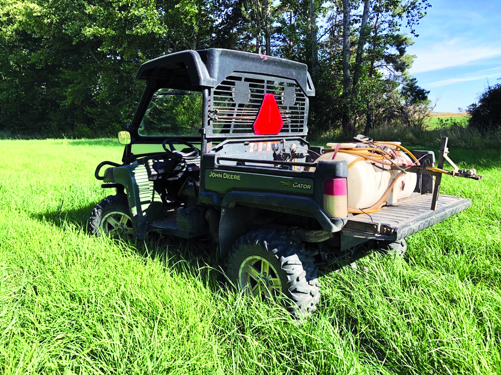 Slow-moving UTV